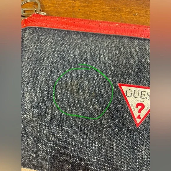 Guess Denim Vintage Logo Clutch Wallet with Card Slots and Zipper Closure GUC - Picture 11 of 14